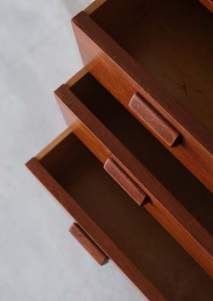  丹麥多功能高櫃