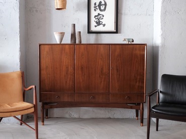 丹麥桃花心木餐具櫃 丹麥桃花心木餐具櫃