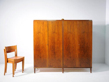 丹麥桃花心木衣櫥 by L. Chr. Larsen & Son 丹麥桃花心木衣櫥 by L. Chr. Larsen & Son