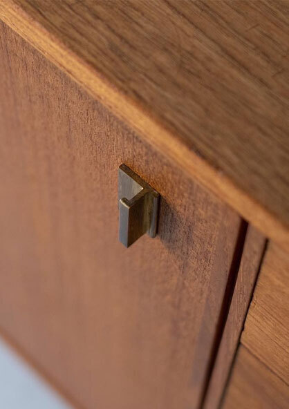 丹麥柚木餐具櫃 丹麥柚木餐具櫃