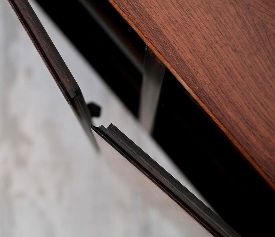 丹麥玫瑰木邊櫃 丹麥玫瑰木邊櫃