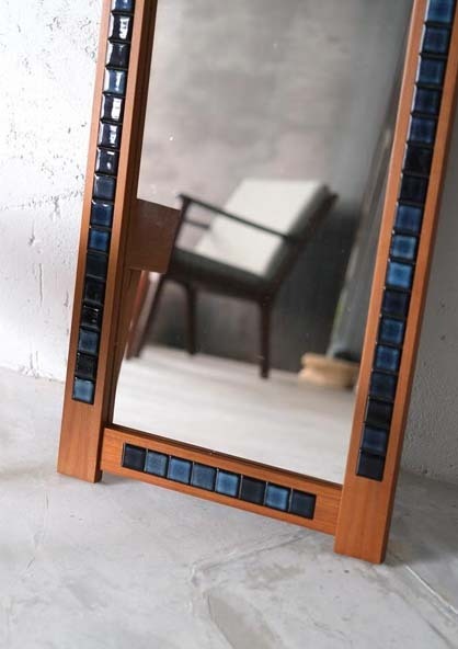 丹麥磁磚鏡櫃組合