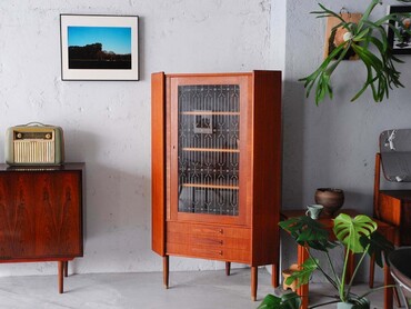 丹麥柚木玻璃轉角櫃 丹麥柚木玻璃轉角櫃