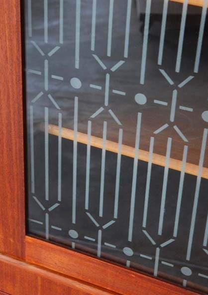 丹麥玻璃轉角櫃