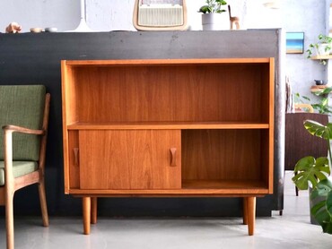 丹麥柚木拉門展示邊櫃 丹麥柚木拉門展示邊櫃