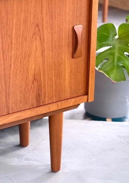 柚木拉門展示邊櫃 柚木拉門展示邊櫃