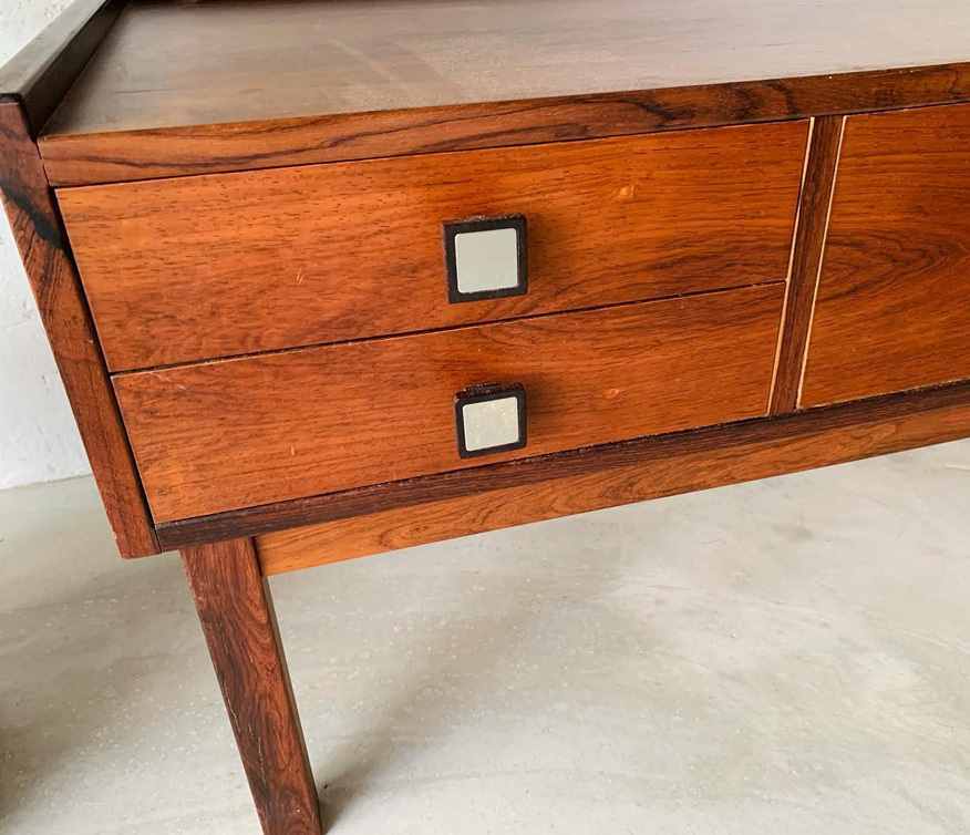 丹麥玫瑰木矮邊櫃