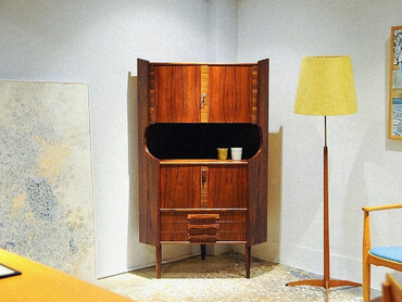 丹麥玫瑰木轉角小酒櫃 丹麥玫瑰木轉角小酒櫃