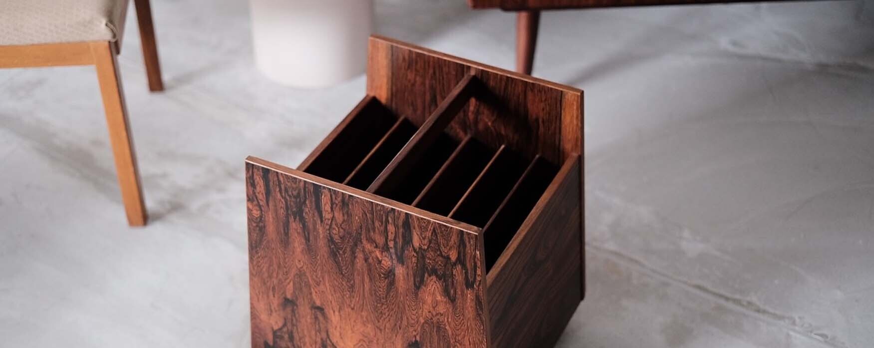 挪威老件雜誌/黑膠唱片櫃 挪威老件雜誌/黑膠唱片櫃