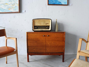 丹麥玫瑰木雙門邊櫃 丹麥玫瑰木雙門邊櫃