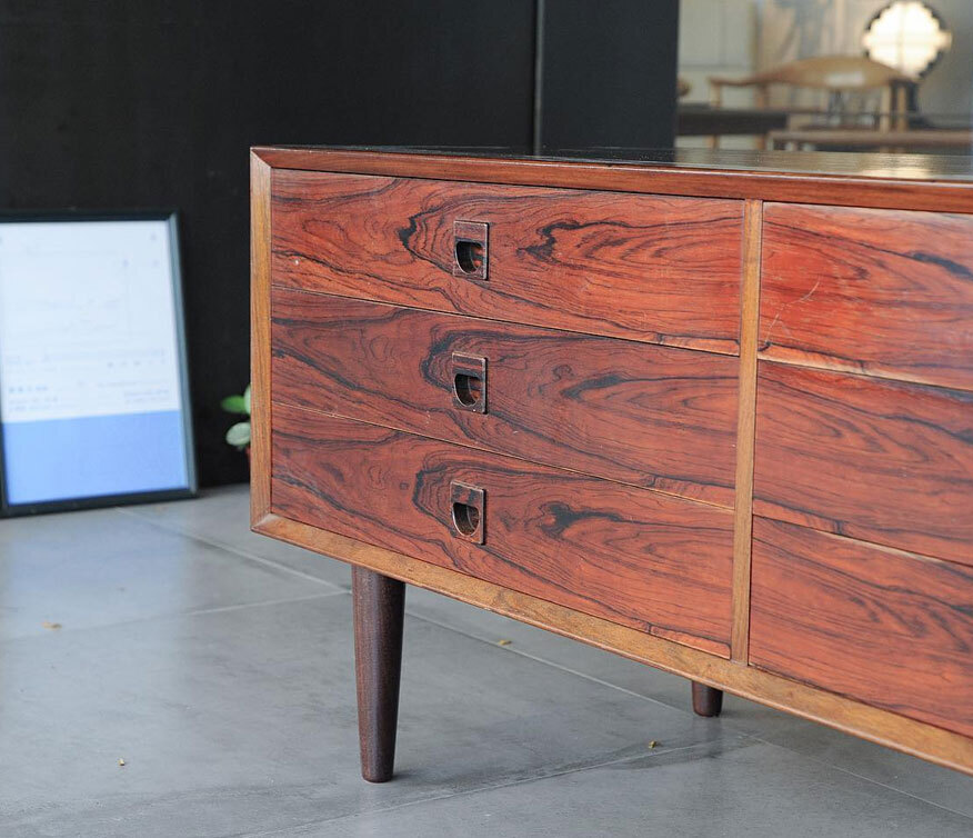 玫瑰木抽屜邊櫃