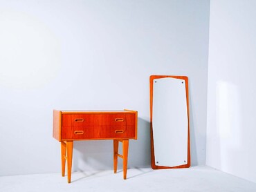 瑞典柚木小品邊櫃附鏡 瑞典柚木小品邊櫃附鏡