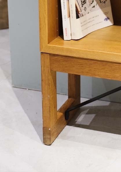 Bra Bohag 瑞典老件橡木展示櫃