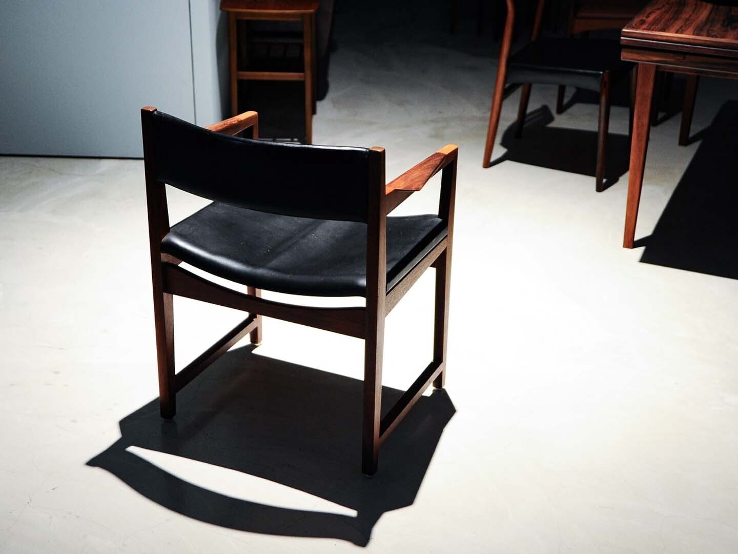 Peter Hvidt & Orla Mølgaard Nielsen 丹麥皮革扶手餐椅