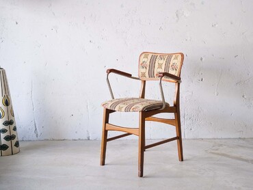 Ib Kofod Larsen 丹麥金屬扶手椅