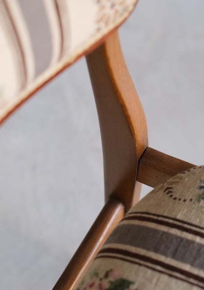 丹麥金屬扶手椅 丹麥金屬扶手椅