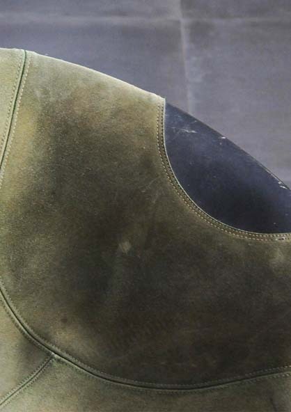 軍綠色麂皮鋼管椅