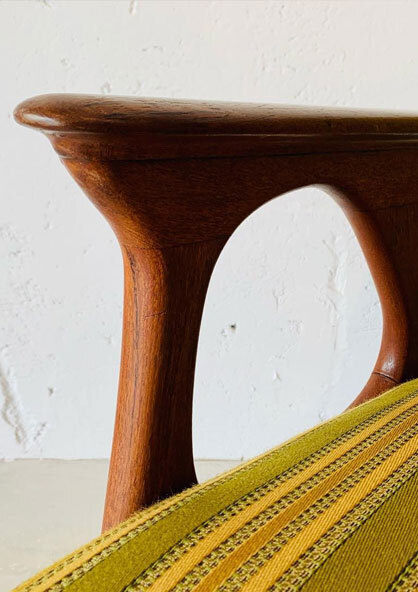 丹麥高背扶手椅