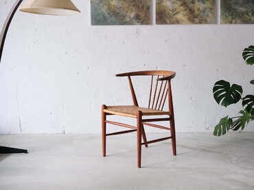 Illum Wikkelsø model 24GT 丹麥單椅