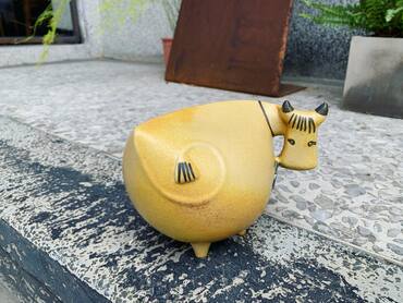 小心翼翼的牛 Careful cow Lisa Larson Careful cow