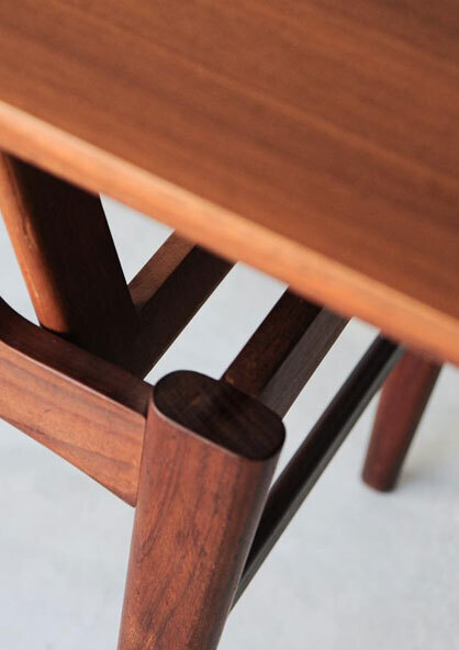 丹麥柚木升降桌