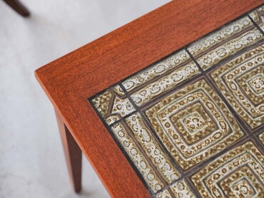 丹麥墨綠色花磚桌 丹麥墨綠色花磚桌