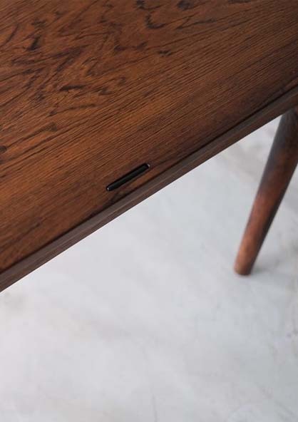 丹麥玫瑰木雙面隱藏式餐桌 丹麥玫瑰木雙面隱藏式餐桌