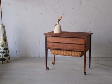 丹麥玫瑰木針線車