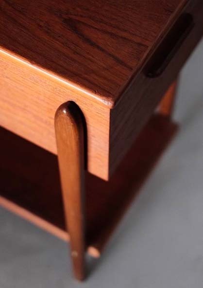 丹麥老件縫紉桌 丹麥老件縫紉桌