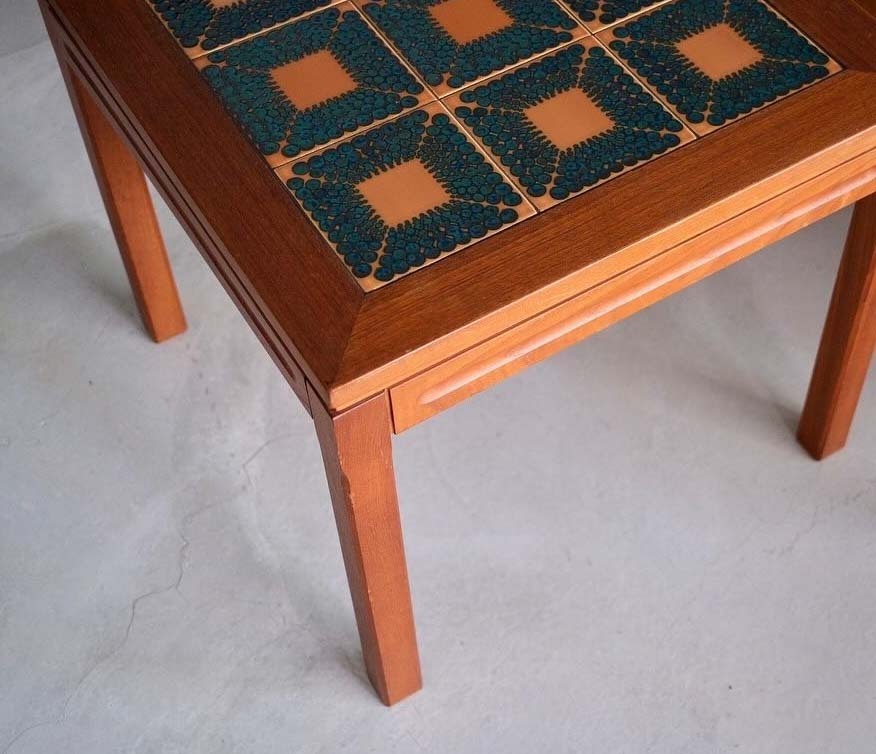 丹麥老件磁磚方桌