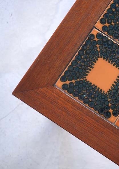 丹麥老件磁磚方桌