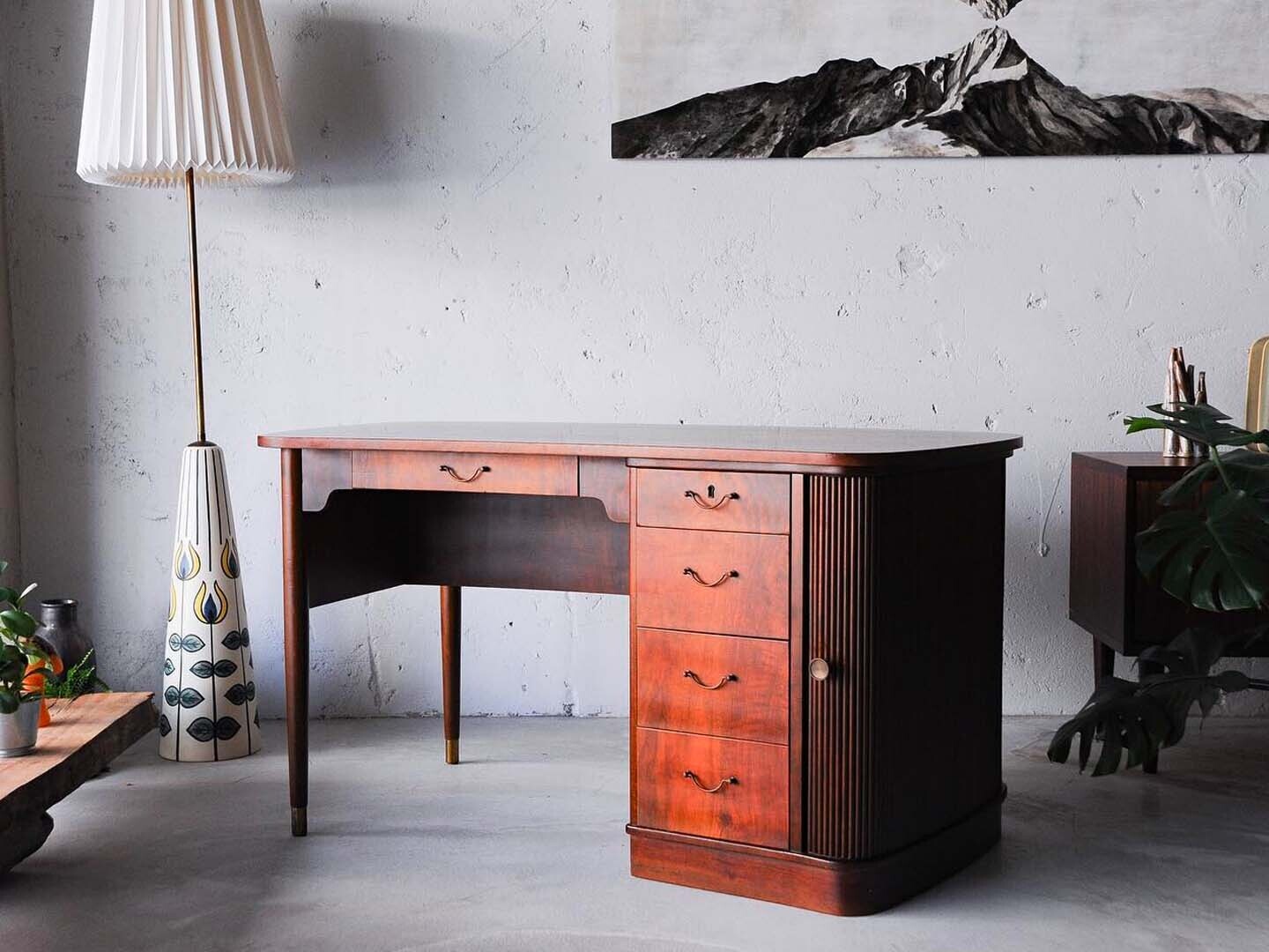 丹麥胡桃木書桌