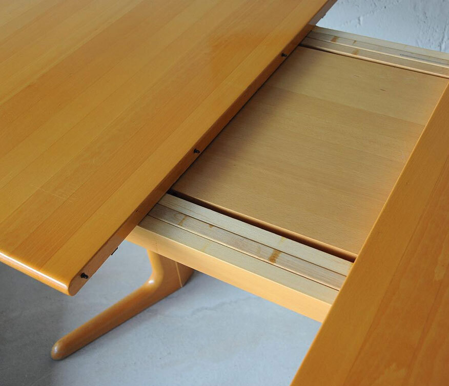 丹麥橢圓形延伸餐桌