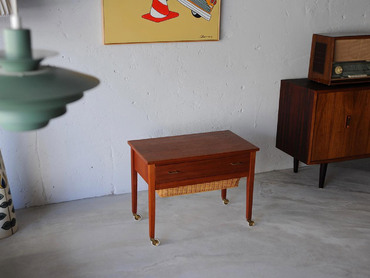 丹麥柚木針織車 丹麥柚木針織車