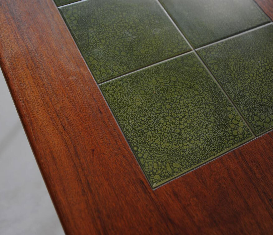 丹麥柚木磁磚邊桌