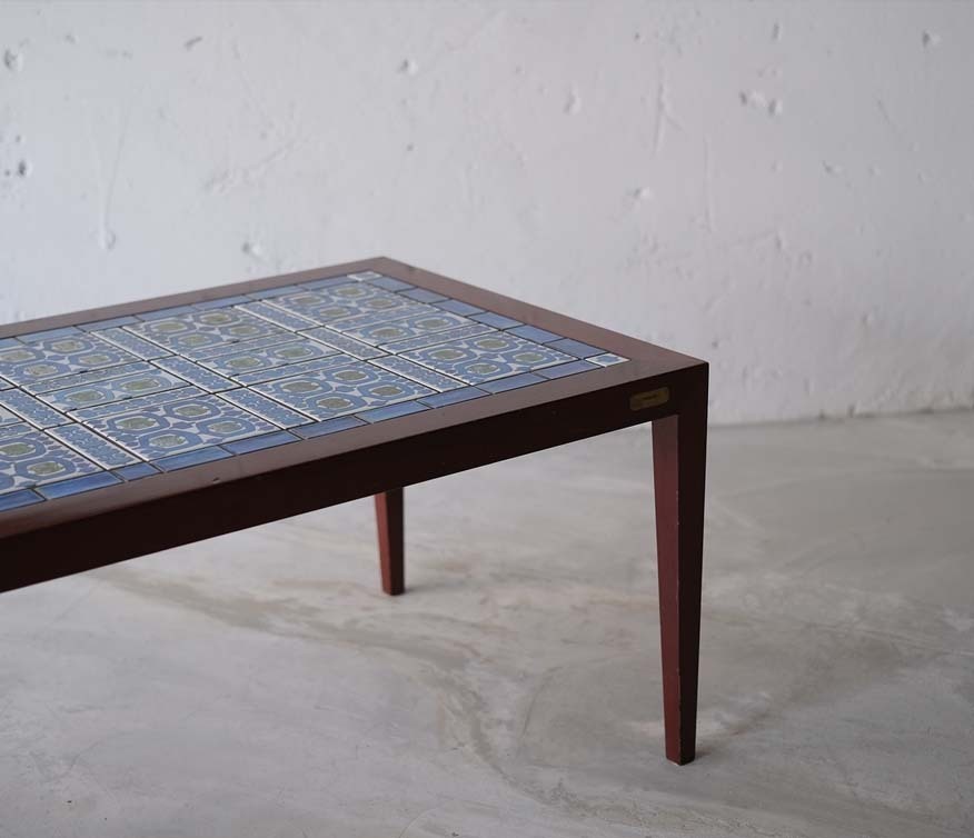 丹麥玫瑰木磁磚咖啡桌