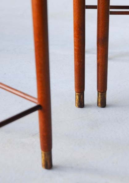 丹麥白色花磚桌