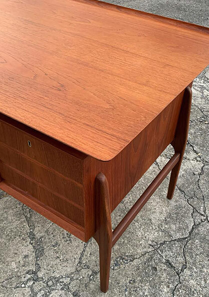 高雄丹麥書桌 丹麥書桌