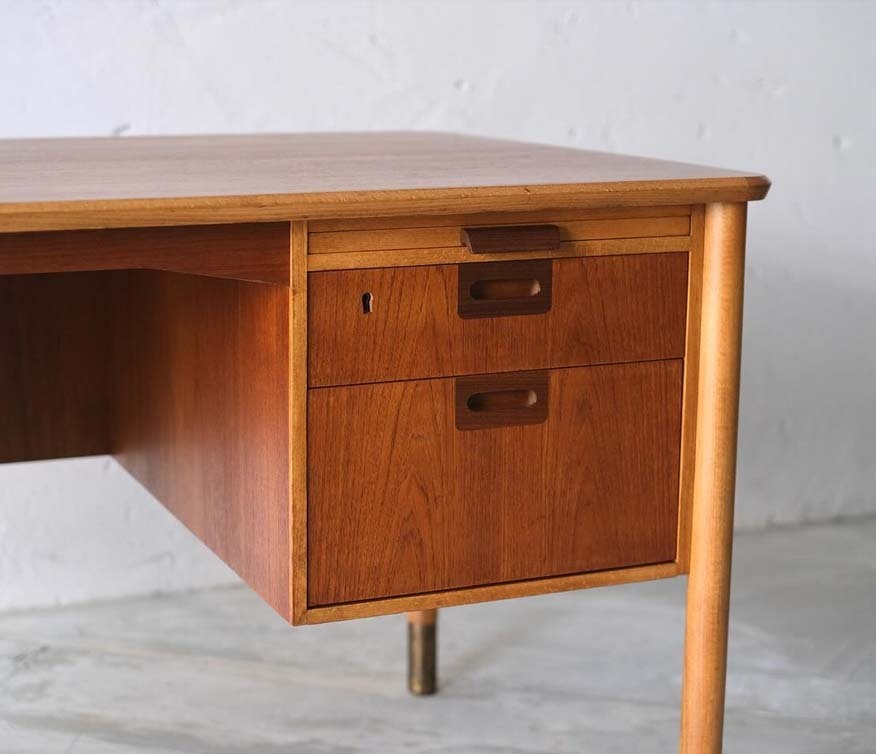 Kontur 瑞典辦公桌 Kontur 瑞典辦公桌