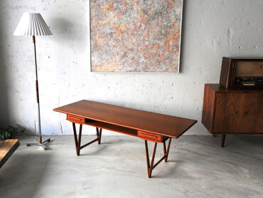 model 32 丹麥V字桌腳柚木咖啡桌 丹麥V字桌腳柚木咖啡桌