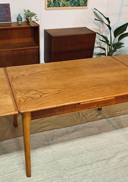 丹麥橡木延伸餐桌 丹麥橡木延伸餐桌