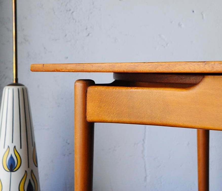 老件橢圓延伸餐桌