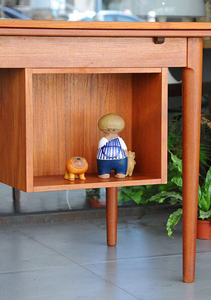 柚木單邊抽屜書桌