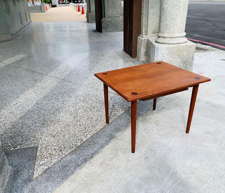 高雄丹麥柚木桌 丹麥柚木點點桌