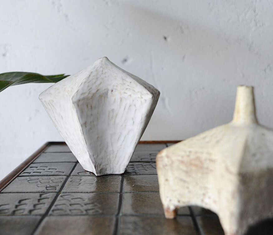 不規則花器 by 羅士亷